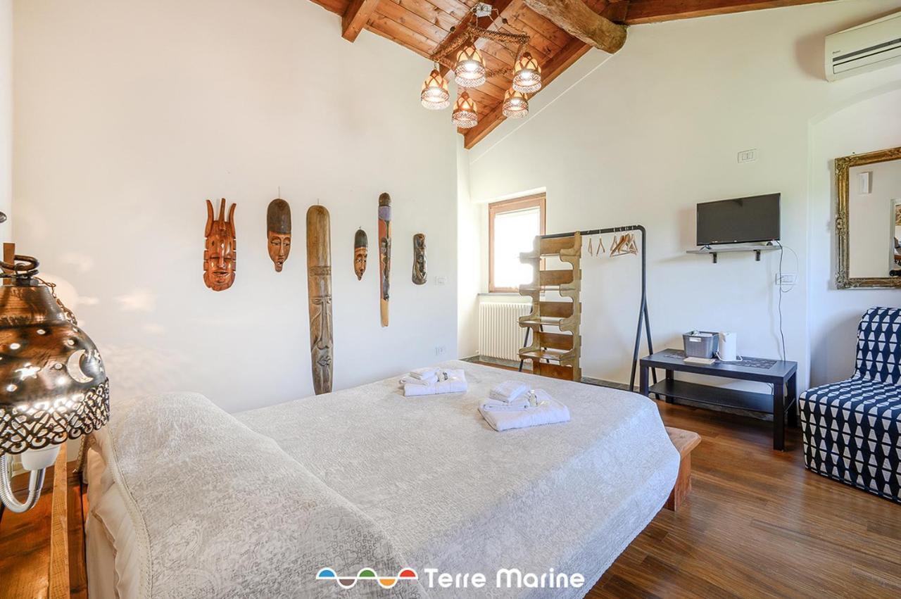 Maison d'hôtes L'occhio Di Santa Lucia, Terre Marine